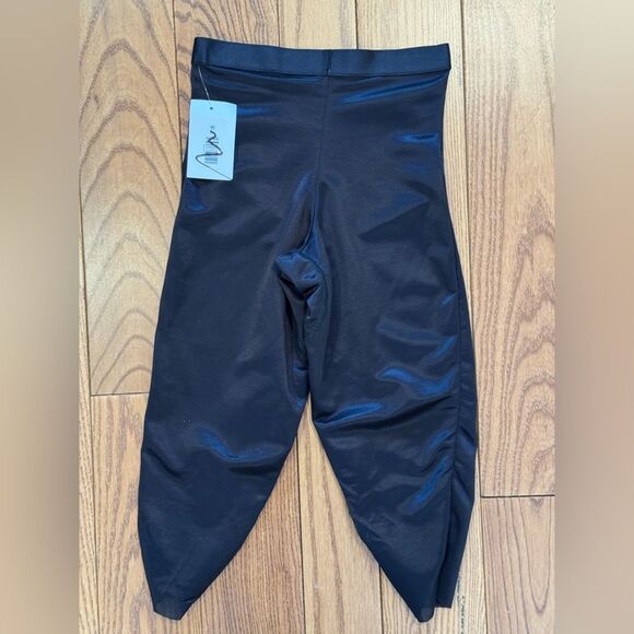 SKIMS‎ Barely There Shapewear Shorts in Onyx Size XXS - Picture 2 of 4